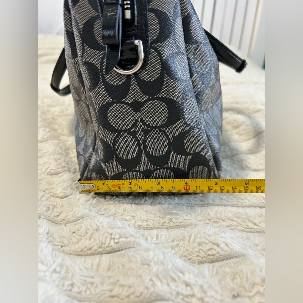 Coach Bag - Picture 10 of 13